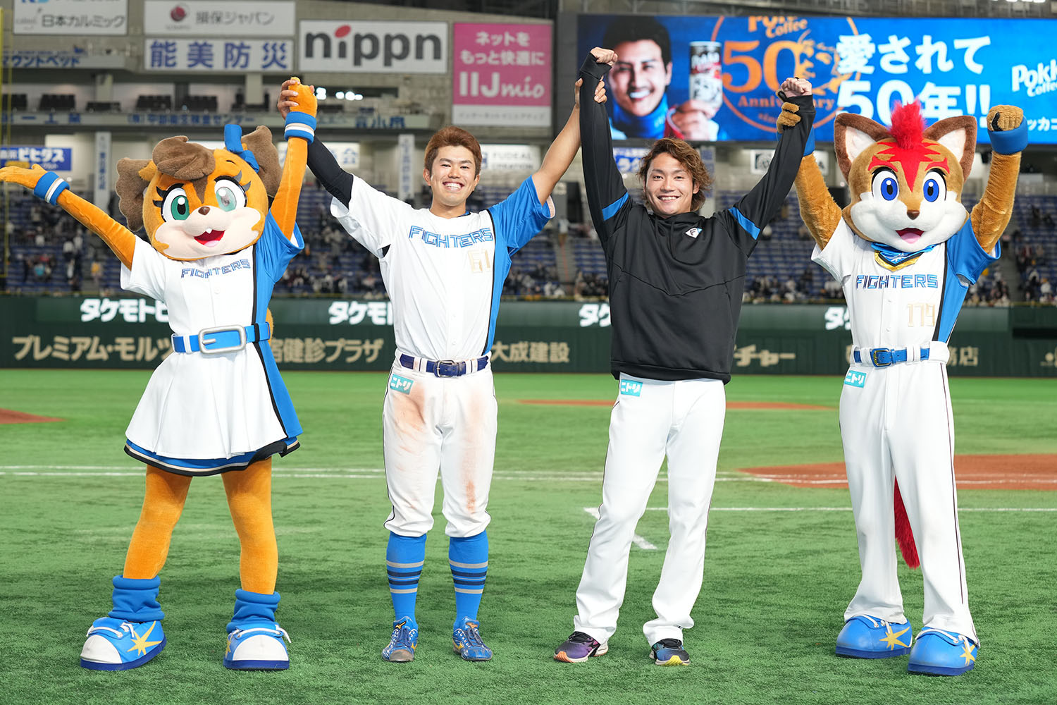 4月28日 北海道日本ハムvsオリックス=東京ドーム　とうとうこの日が来ました。ヒーローインタビューは道産子の2人。 勝ち投手の伊藤大海投手と2ホーマーの今川優馬選手。「いつか2人で立ちたい」と話していたらしいですが早々に実現しちゃいました。 お立ち台に立つ道産子も、これからどんどん増えることでしょう。