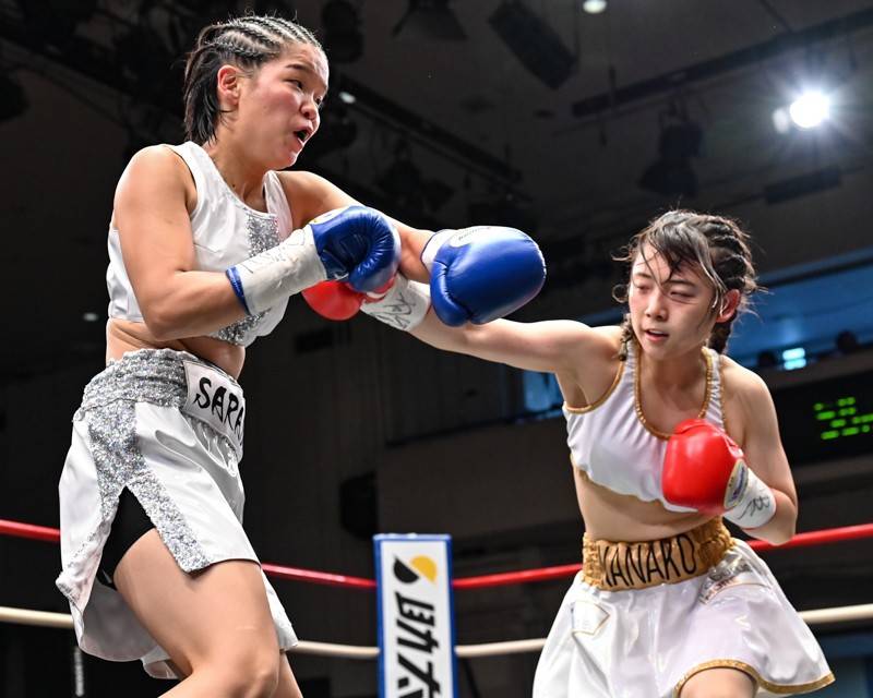 ボクシング】中川健太が“大人のボクシング”で梶颯を完全コントロールし