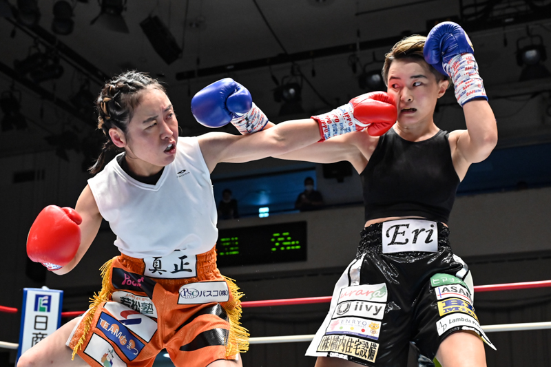 ボクシング】兄に続け！ 山中菫が豪快TKOで王座／松田恵里は