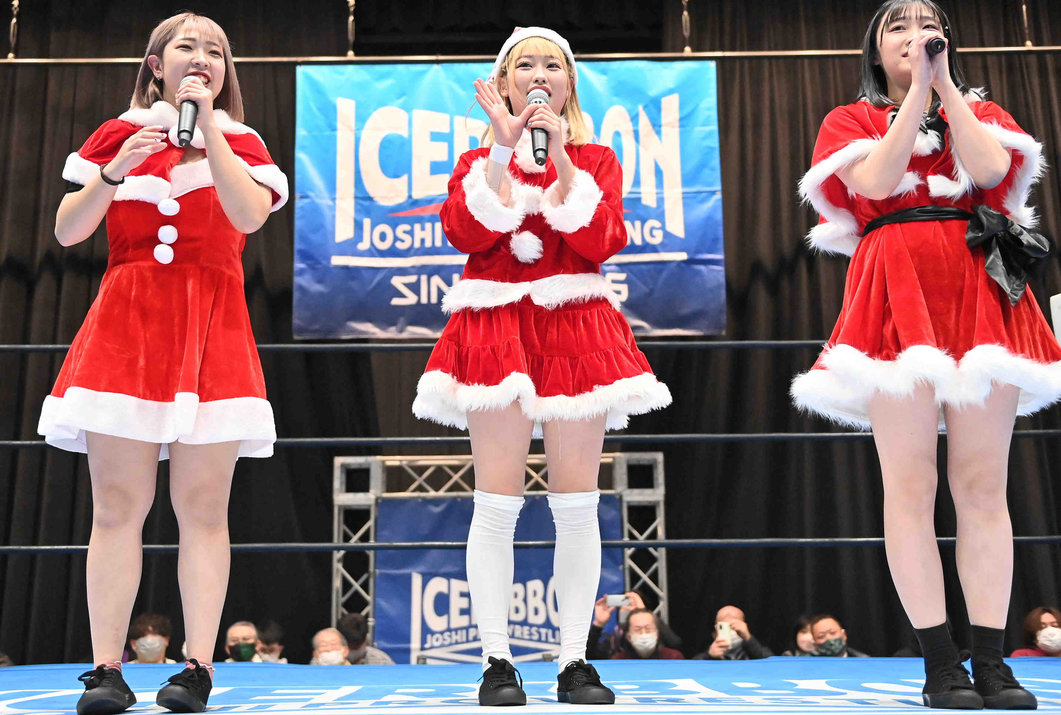 H!flyというアイドルユニットを結成。試合以外でも存在感をアピールしていた
