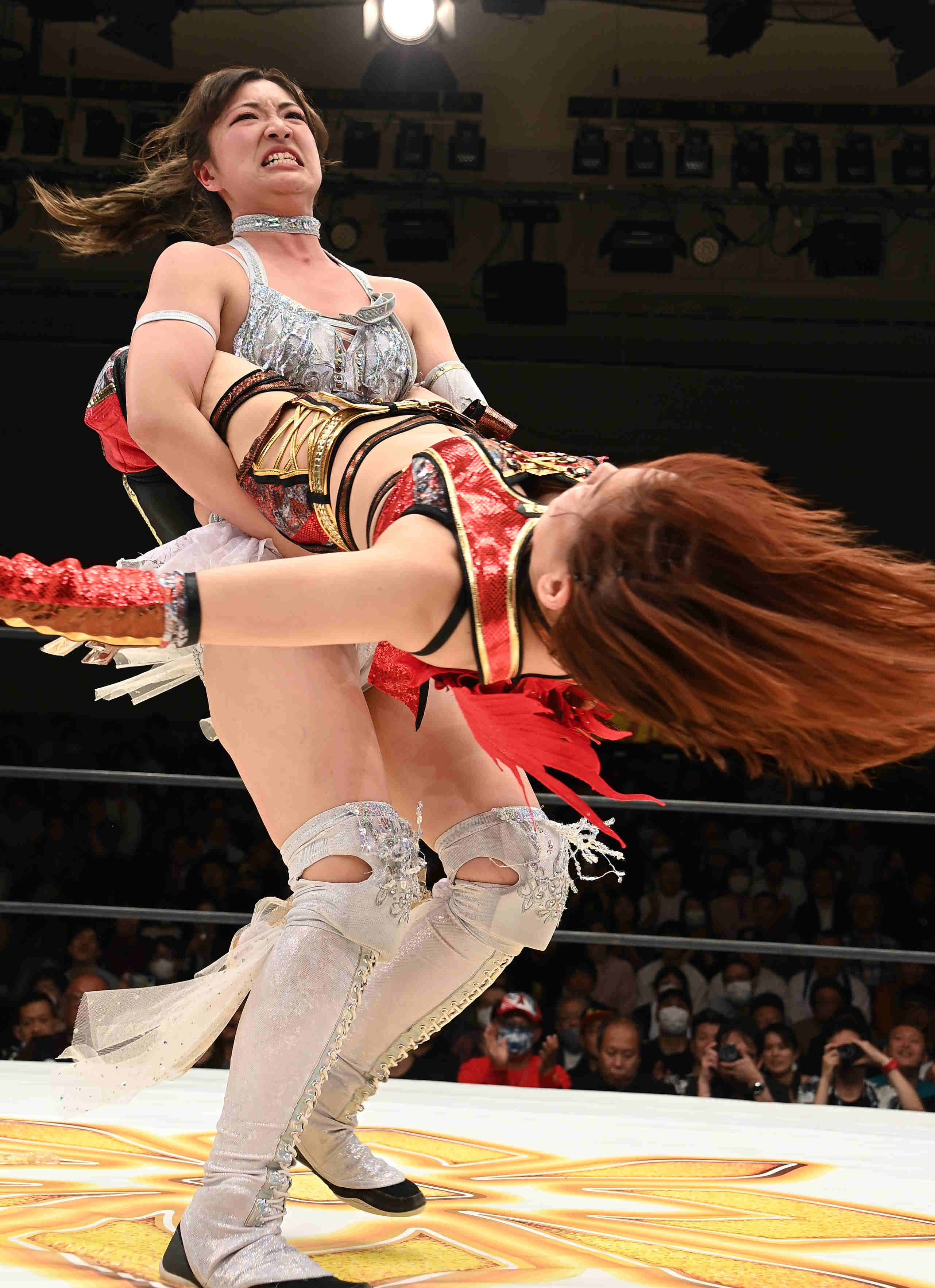女子プロレス　マリーゴールド　非売品　Sシート特典　後藤智香　Tシャツ Amazon.co.jp: 女子プロレス マリーゴールド 直筆サイン入り
