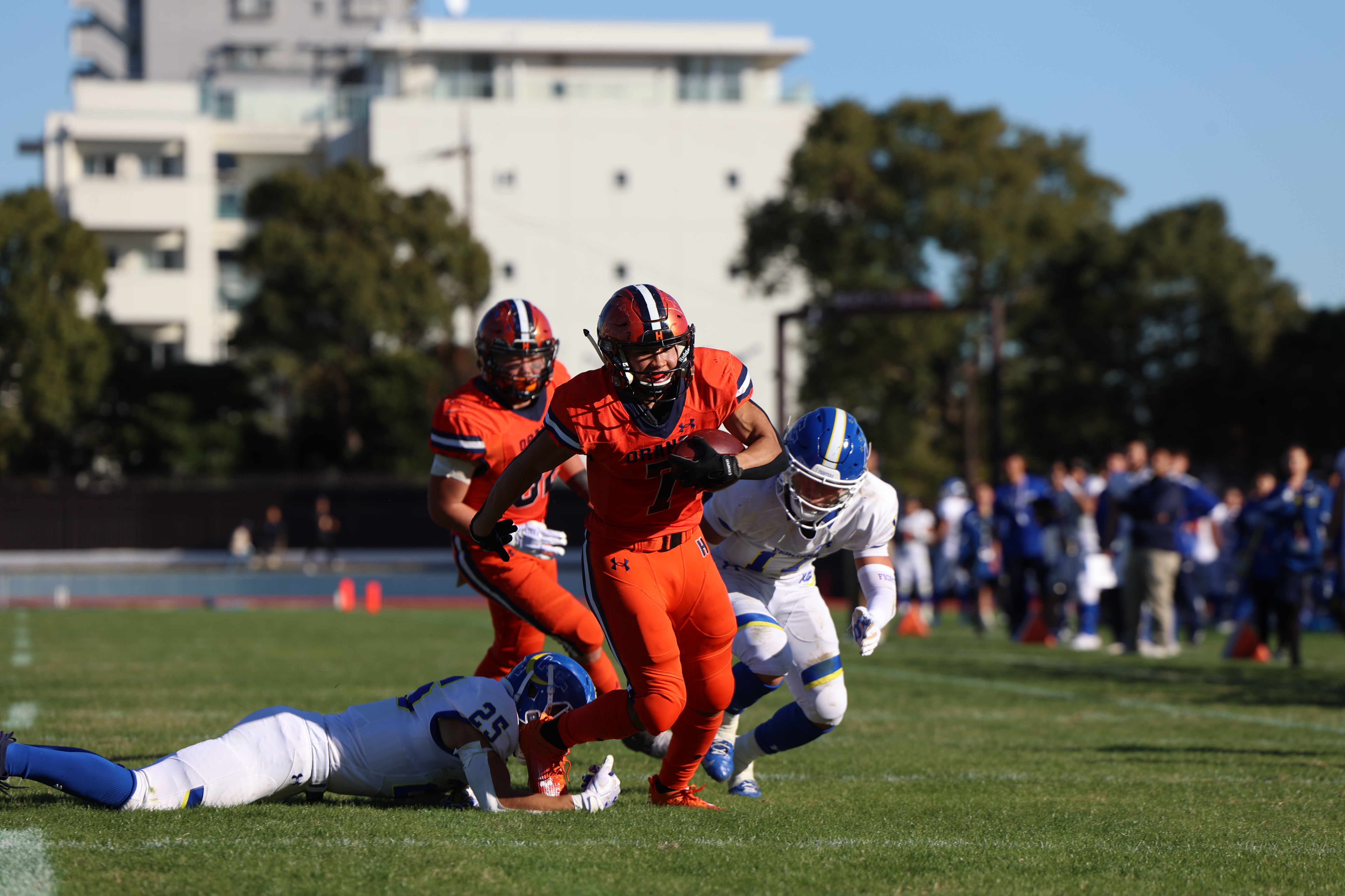アメフト】甲子園ボウルは、法政大VS立命館大の東西頂上決戦に | BBM