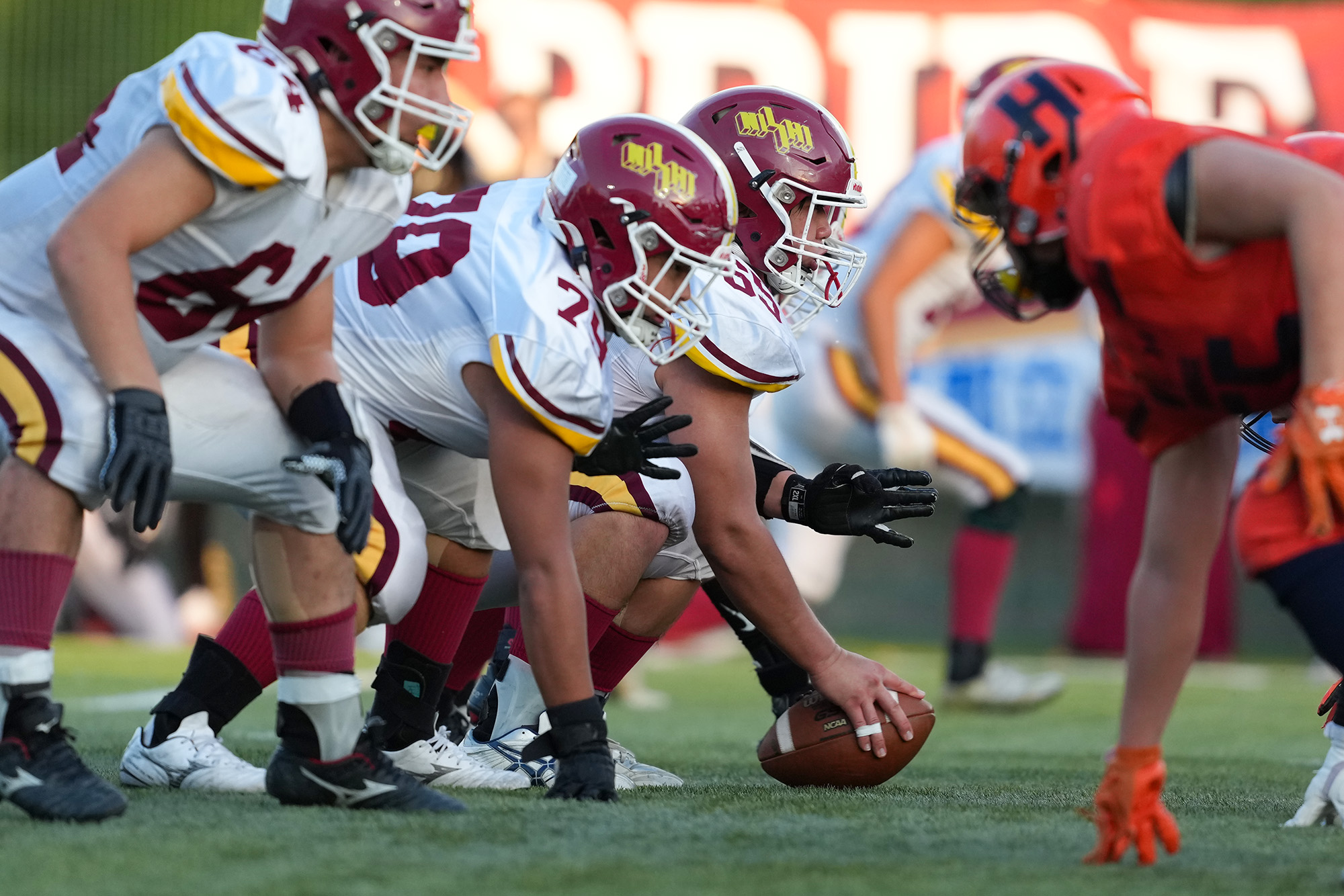 都立西のオフェンスを支えたオフェンスライン=撮影：北川直樹