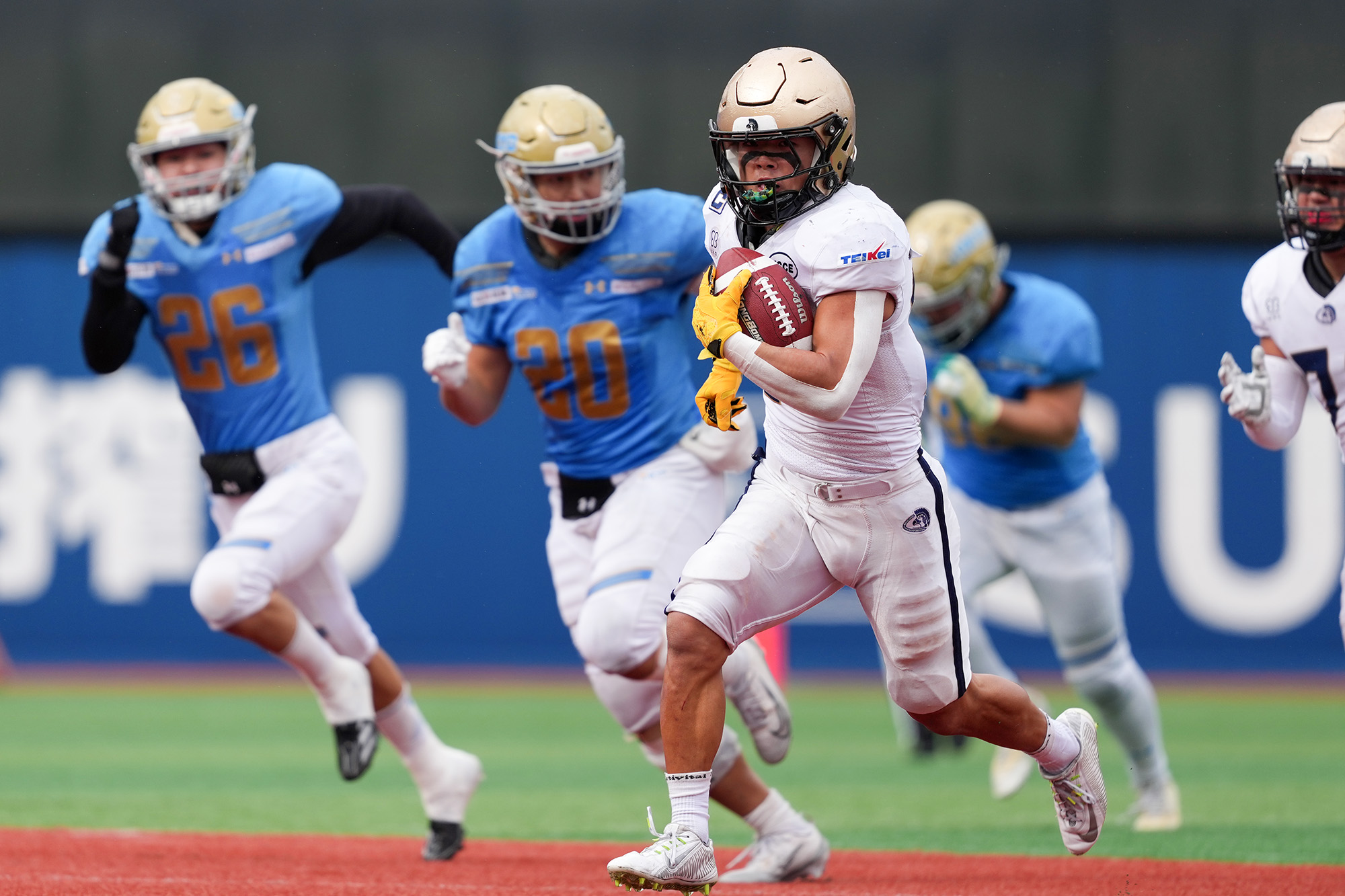 高橋周平(明治大・4年) 撮影:北川直樹