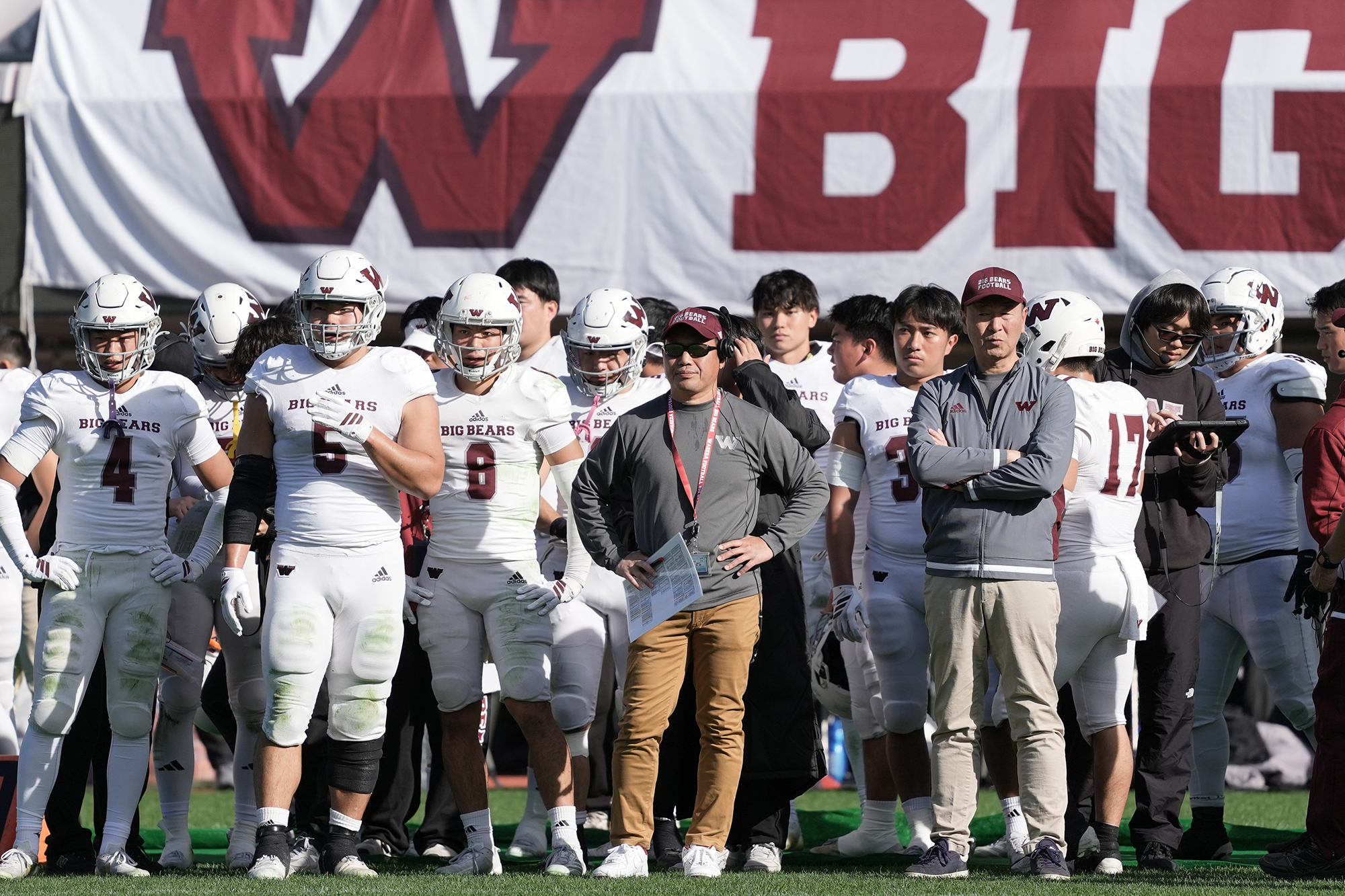 荒木HCはレギュラーではない選手を多く起用した背景を話した=撮影：北川直樹