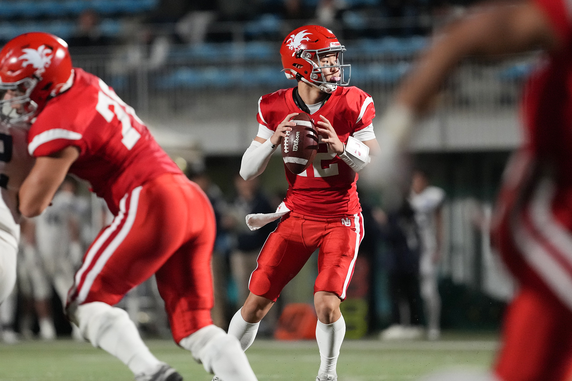 攻めあぐねる展開でもエースQB川端は落ち着いてプレーした=撮影：北川直樹