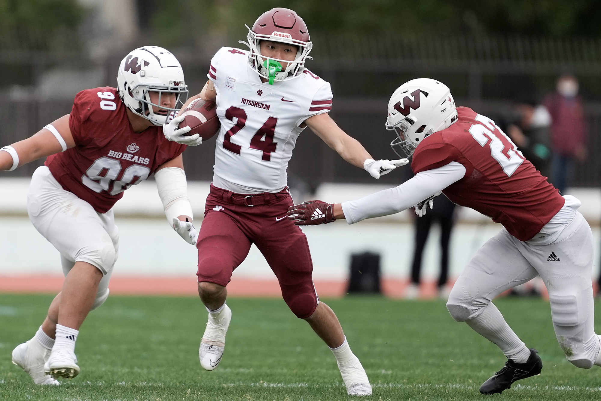 蓑部と双璧の走力を持つ立命館RB漆原=撮影：北川直樹