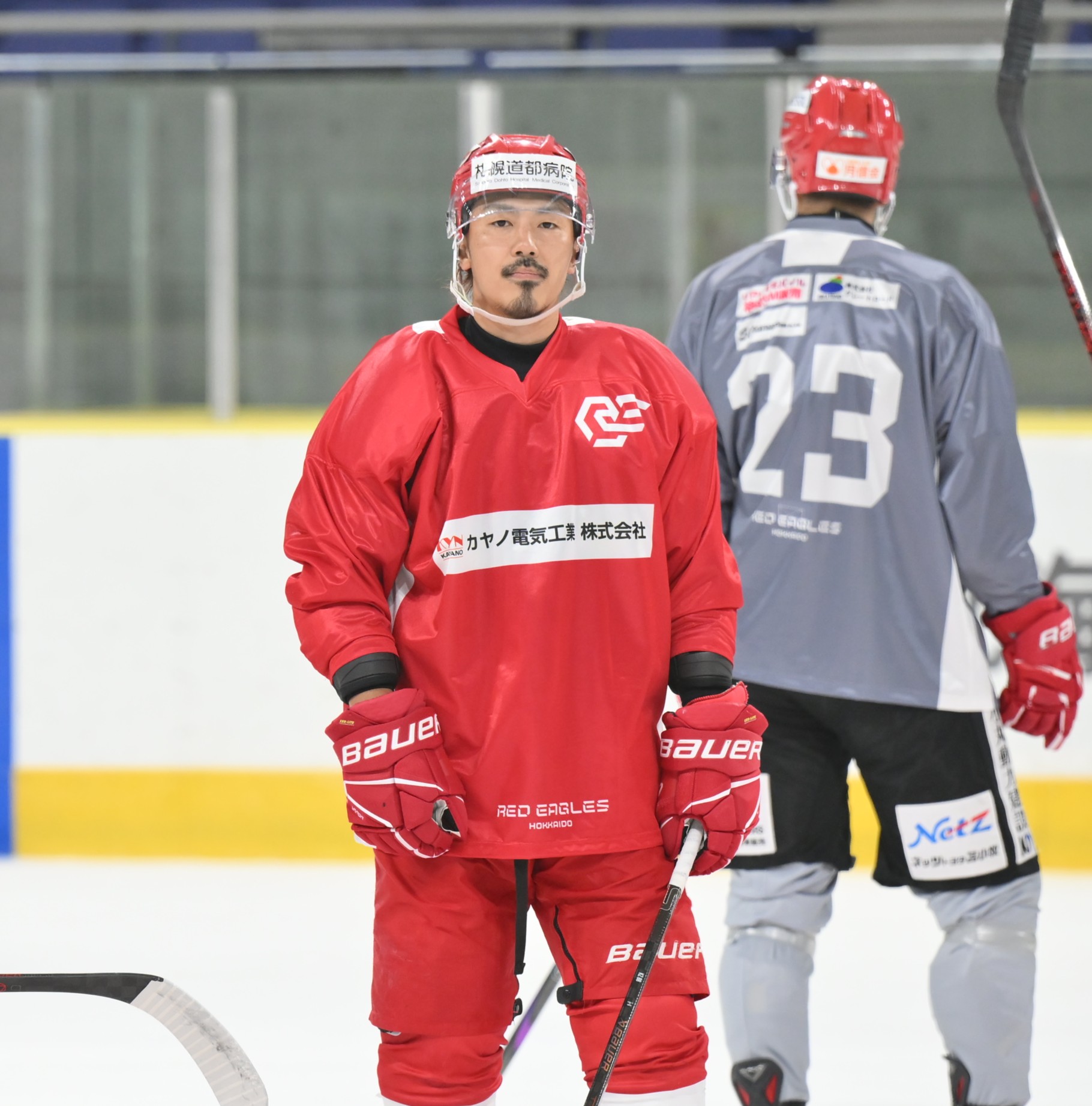 ＤＦでありながら、高校までは「ポイントありきの選手だったんです」。ところが、アジアリーグ１年目は試合出場ゼロ。「チームにとって必要な選手になるにはどうしたらいいのか。それを考えるようになったんです」